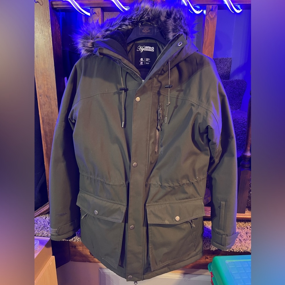 Like new O'Neill Women's Ski / Snowboard
Parka Hybrid Explorer Size Large